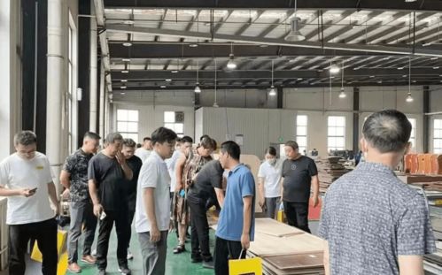 至里整裝臨沂會員開拓茶話會 共商整裝新趨勢與開發機遇